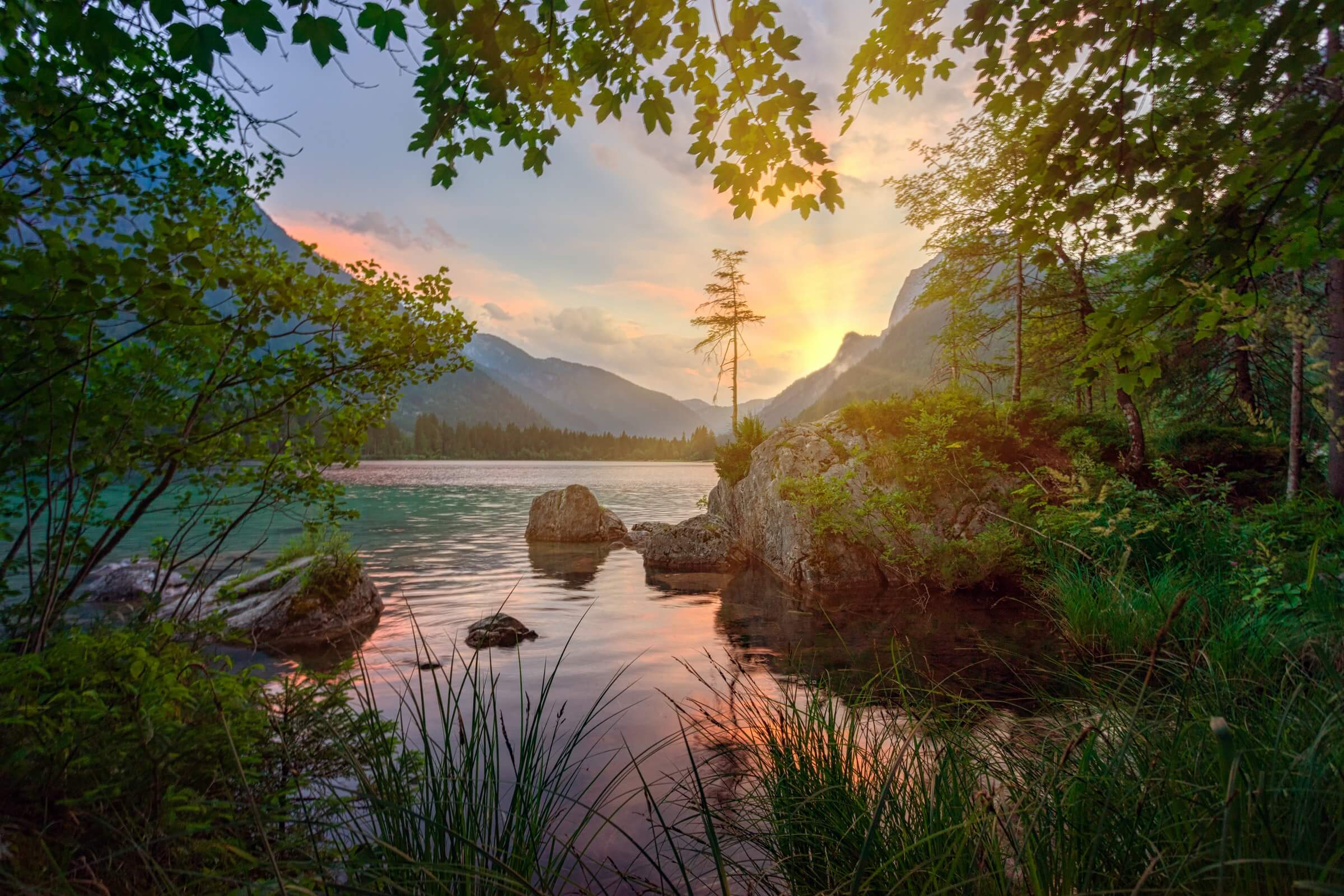 15 Pro Tips When Planning The Perfect Summer Road Trip blog 1